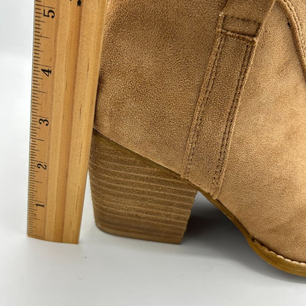 Beast Fashion Womens Tan Faux Suede Ankle Boots Size 7 With Back Zipper Closure - Picture 9 of 9
